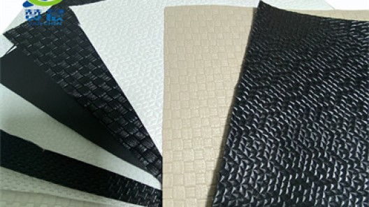 TPU熱熔膠在箱包制造中的優(yōu)勢(shì)是什么